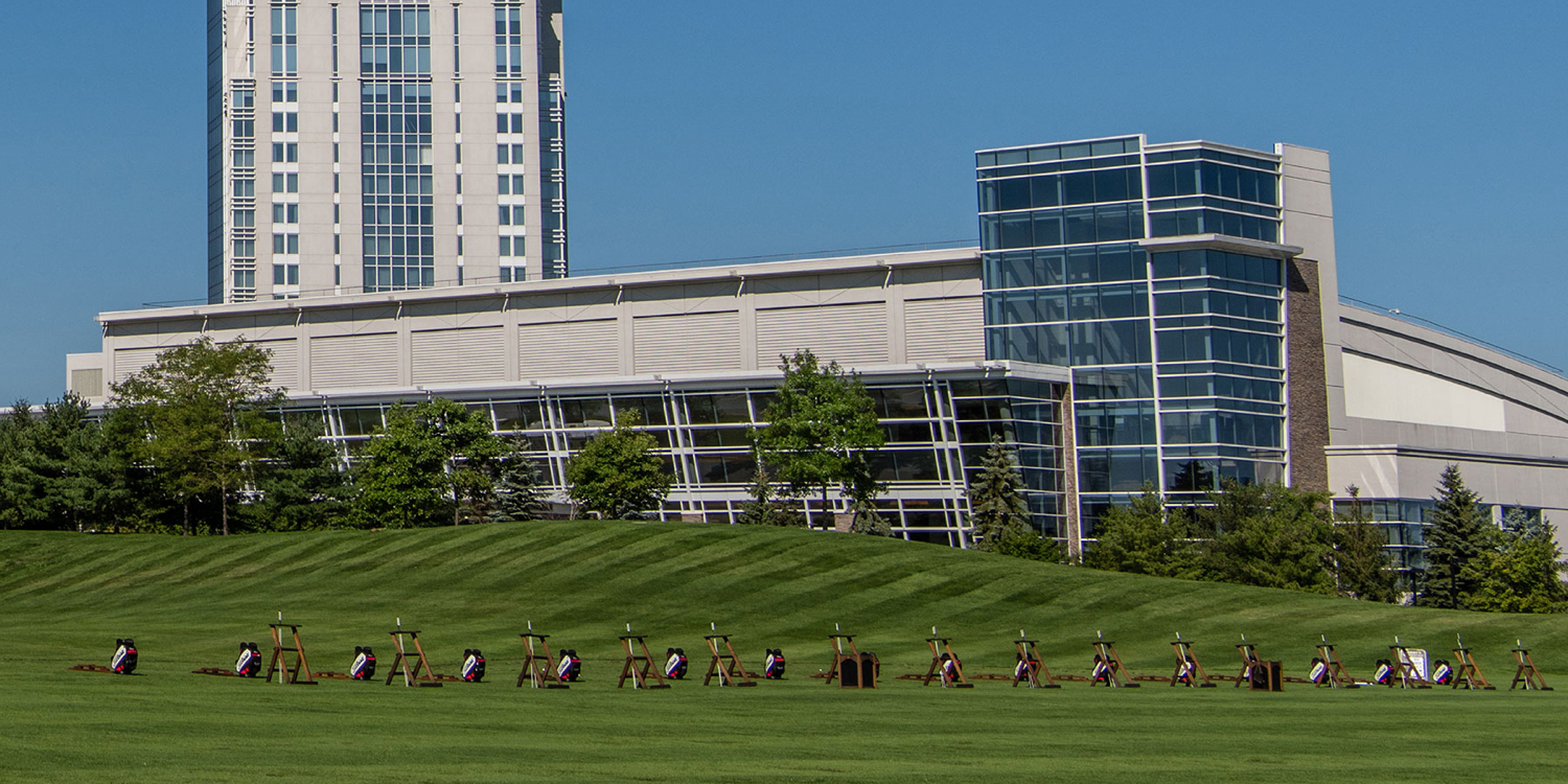 Atunyote at Turning Stone Resort Casino golf lessons